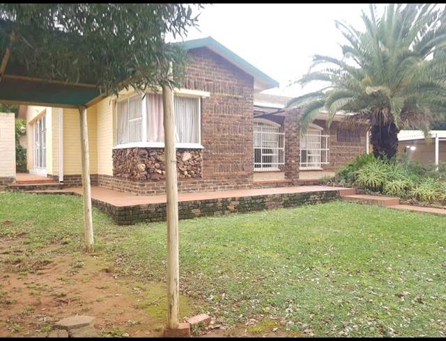 3 BEDROOM PROPERTY TO RENT IN GREEN HILLS